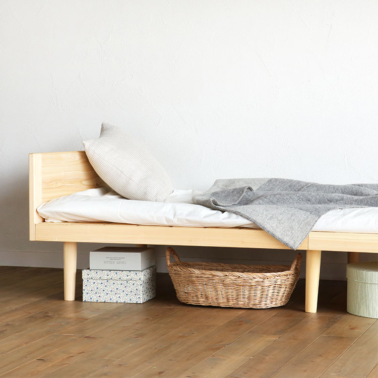 柔らかな印象の丸脚 ベッド下は収納スペースに ベッドF スタンダード D ひのき ベッド シンプル 木製