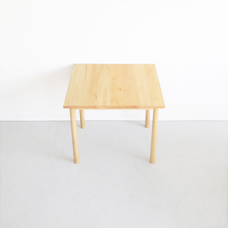 拡張前は2人掛けにちょうど良いサイズ 拡張テーブル B しかく テーブル オーガニック シンプル ひのき 木製