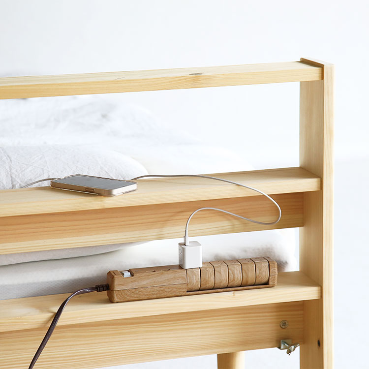 電源タップを程よく隠すことができる、気の利いたつくり ベッドF ヘッドボードシェルフ SD シングル ベッド ヘッドボード 収納 オーガニック シンプル ひのき 木製