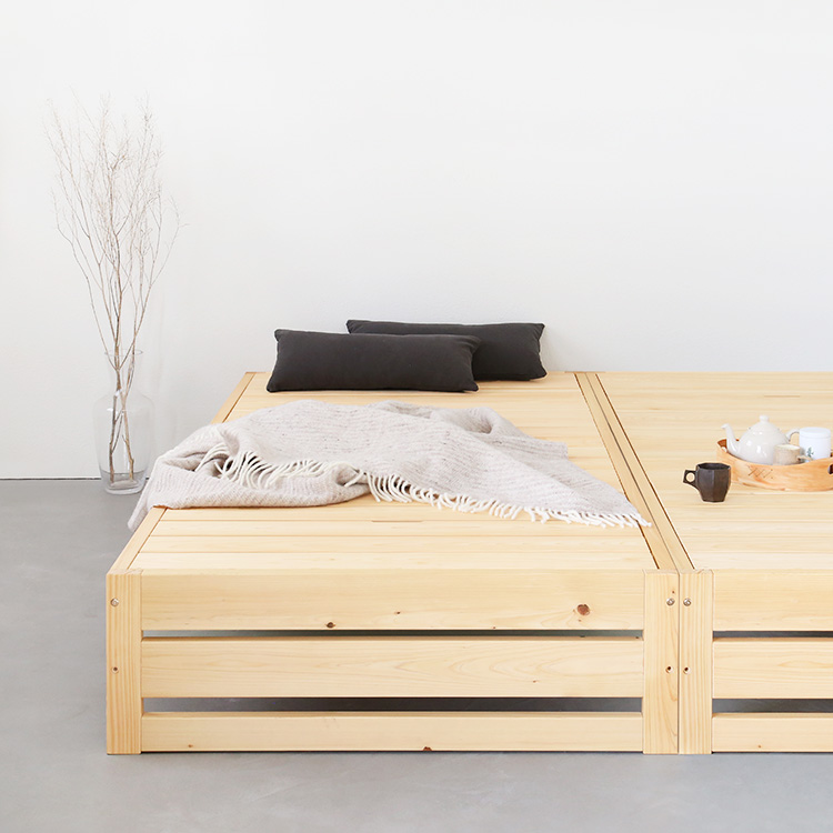 和室に合わせやすい、シンプルなフラットタイプ ベッドM フラット ひのき シンプル 木製
