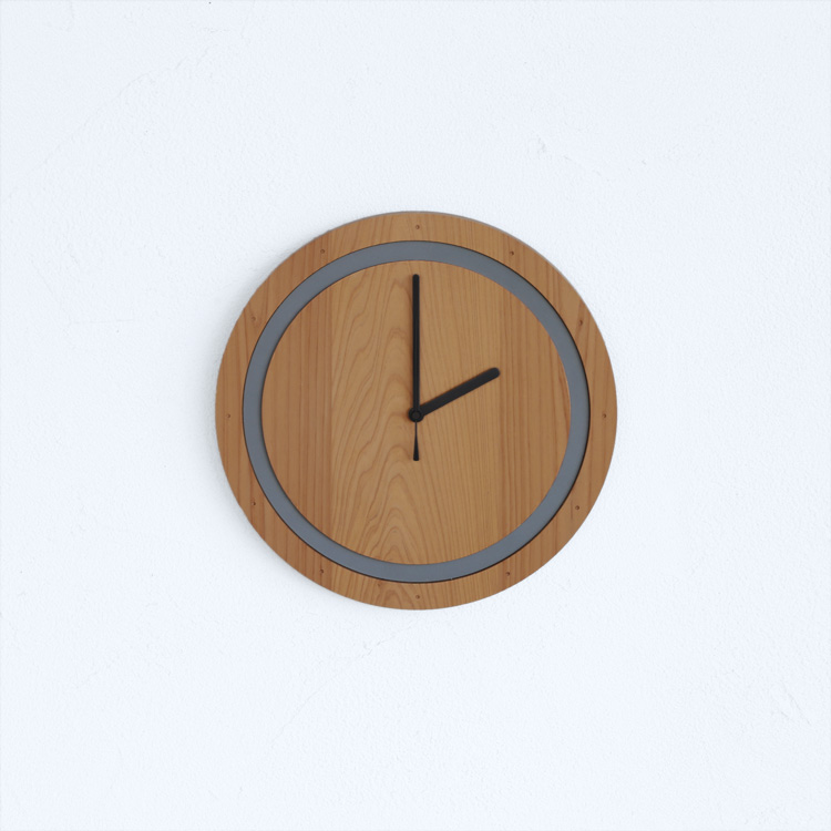 天然素材のリノリウムがアクセント オーガニックな家具屋がつくる時計 clock ring .ERA  ひのき 草木染め リノリウム シンプル 木製 時計 オーガニック ネットストア限定商品