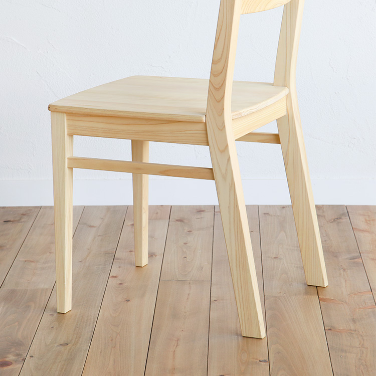 安定感のある座り心地 Dチェア ひのき ダイニング 椅子 シンプル 木製