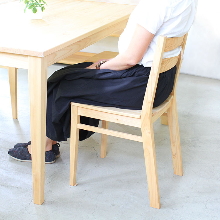 テーブルにぴったり設計されたDチェア ダイニングセット 03 テーブル ひのき シンプル 木製