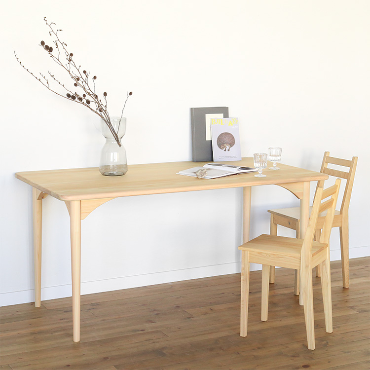 軽やかさの秘密は、ミニマムな幕板 ダイニングテーブル Y150 ひのき ダイニング テーブル シンプル 木製