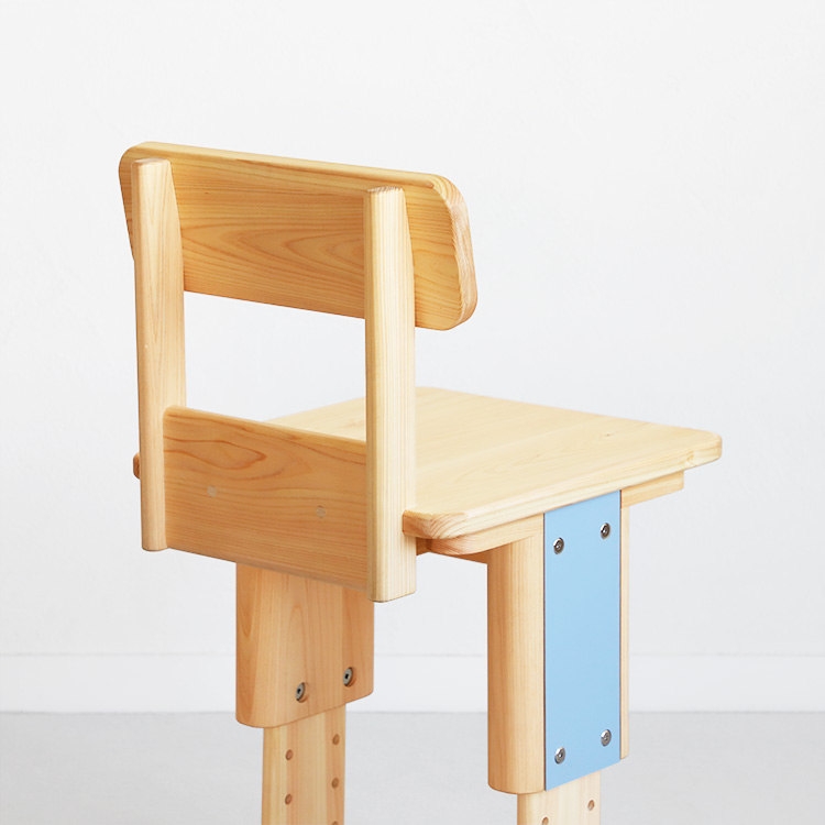 チャーミングな後ろ姿 キッズチェア B 学習椅子 チェア 学習机 高さ調節 オーガニック シンプル ひのき 木製