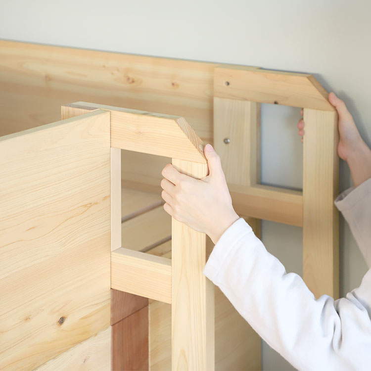 手で握りやすいデザインのはしご ロフトベッドL 本棚タイプSS ひのき ベッド 収納 シンプル 木製