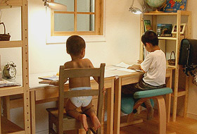 ひのき 学習机 写真