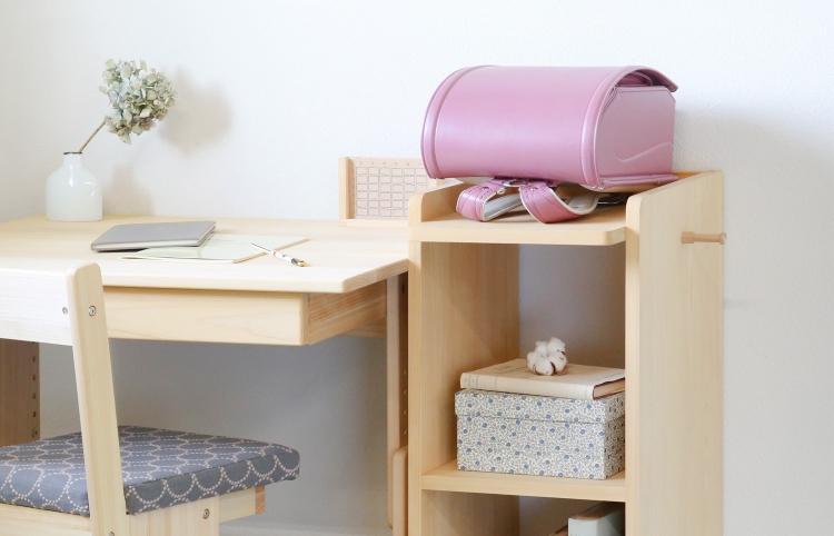 床置きにさようなら！子どもでも使いやすい キシルのランドセルラック5  